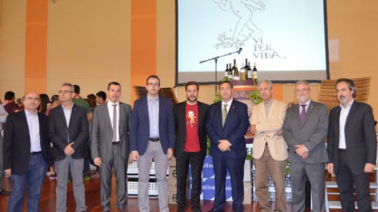 Authorities at the first "Vi per Vida" wine tasting (IRB)