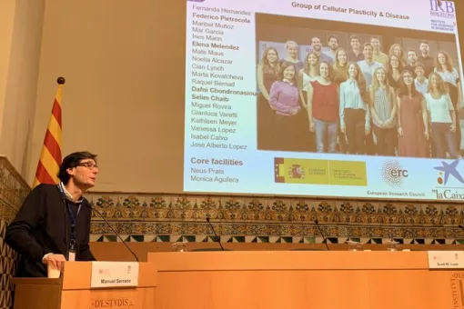 L'investigador ICREA de l'IRB Barcelona Manuel Serrano durant la seva ponència a la Barcelona Biomed Conference.