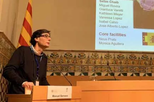 El investigador ICREA del IRB Barcelona Manuel Serrano durante su ponencia en la Barcelona Biomed Conference.