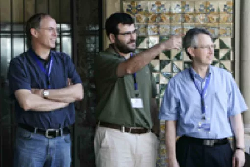 Hans Clevers (left), Eduard Batlle and Joan Massagué (right).