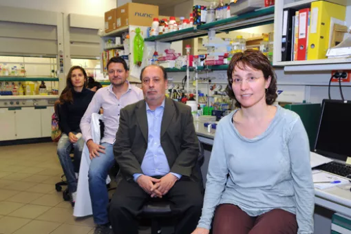 Daniela Rossi, LLuís Pujadas, Eduardo Soriano and IRB researcher Natàlia Carulla in spotlight (Photo:UB)