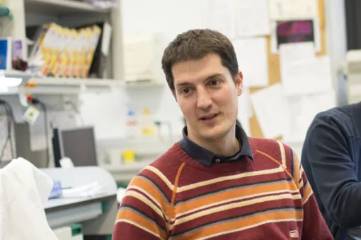 Roger Gomis, jefe del Laboratorio de Control del Crecimiento y Metástasis del Cáncer y fundador de Inbiomotion.