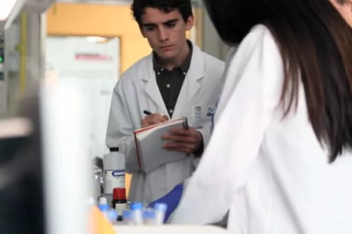 Student Pepe Amich will welcome the 157 new students of the "2014 Crazy About Science" programme starting this Saturday