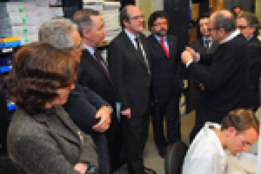Education Minister visits IRB Barcelona