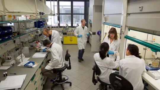 Acuerdo del IRB Barcelona con la Università di Trento en formación (Foto: Marta Pérez)