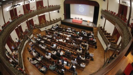 El fòrum "100Ciència" es va celebrar al Teatre Circo de Marte de La Palma (Canàries)