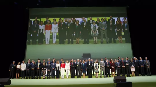 34 investigadores han sido galardonados en la edición 2016. Hoy, foto de familia en la ceremonia de entrega de la AECC en Barcelona (Foto: AECC)