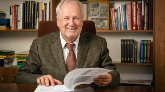 El recién nombrado Presidente de la Academia de la Ciencia Polaca (PAN)