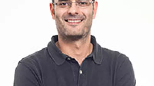 Salvador Aznar Benitah, jefe del laboratorio de Células Madre y Cáncer del IRB Barcelona