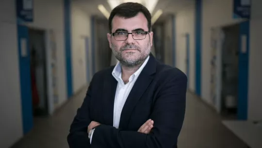 Eduard Batlle, el jefe del Laboratorio de Cáncer Colorrectal del IRB Barcelona