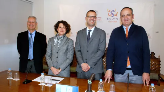Aznar Benitah recibe el VI Premio Nacional de Investigación en Cáncer 'Doctores Diz Pintado' (De izq. a dcha.) Eugenio Santo, Mª Ángeles Serrano, Salvador Aznar Benitah and Nicolás Rodríguez (USAL)